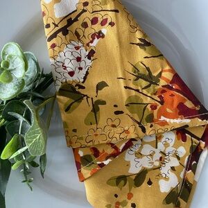 VINTAGE Vera Neumann Set of 8 Napkins NIP NOS Abstract Floral Orange Yellow